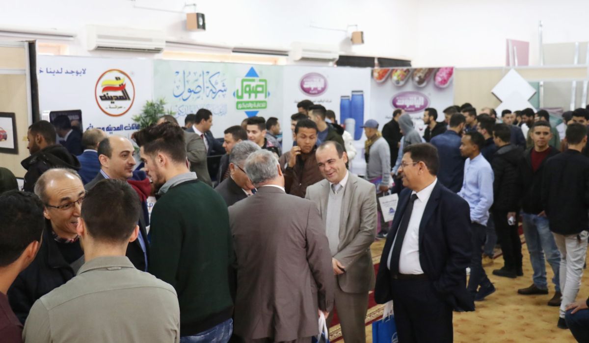 مشاركة شركة دهانات المدينة مصراتة في الحدث الصناعي الثالث لكلية الهندسة مصراتة
